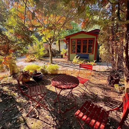 Nostalgic Downtown Boatbuilder'S Cabin - Licensed Squamish Extérieur photo